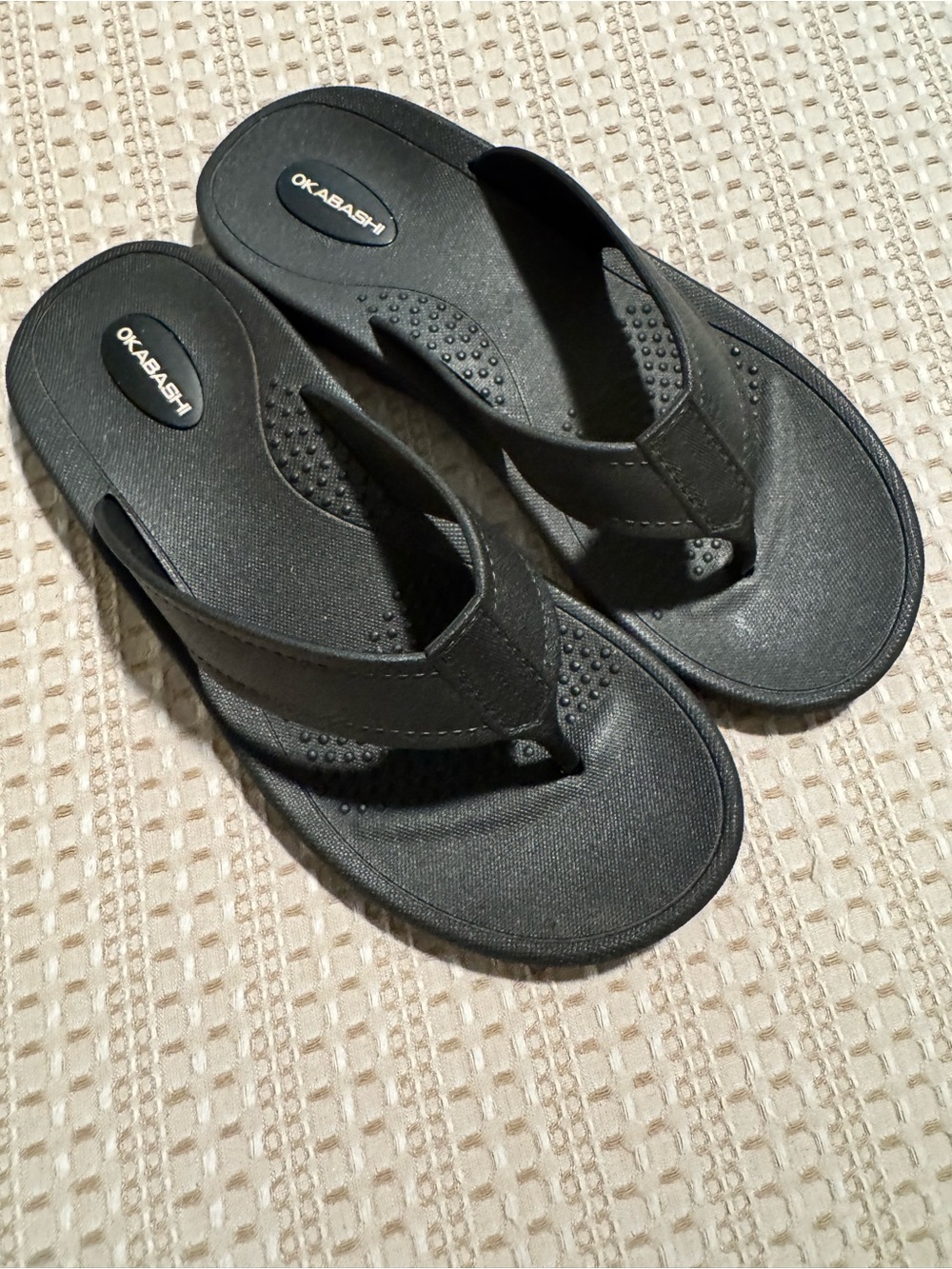 Okabashi Men’s/Women’s Black Flip-Flop Sandals
